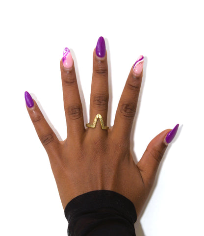 Signature Fluid Geometry Rings