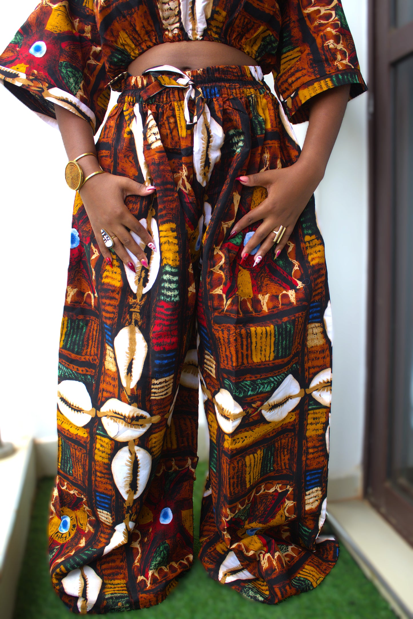 Cowry Quest Two-Piece Set
