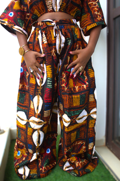Cowry Quest Two-Piece Set