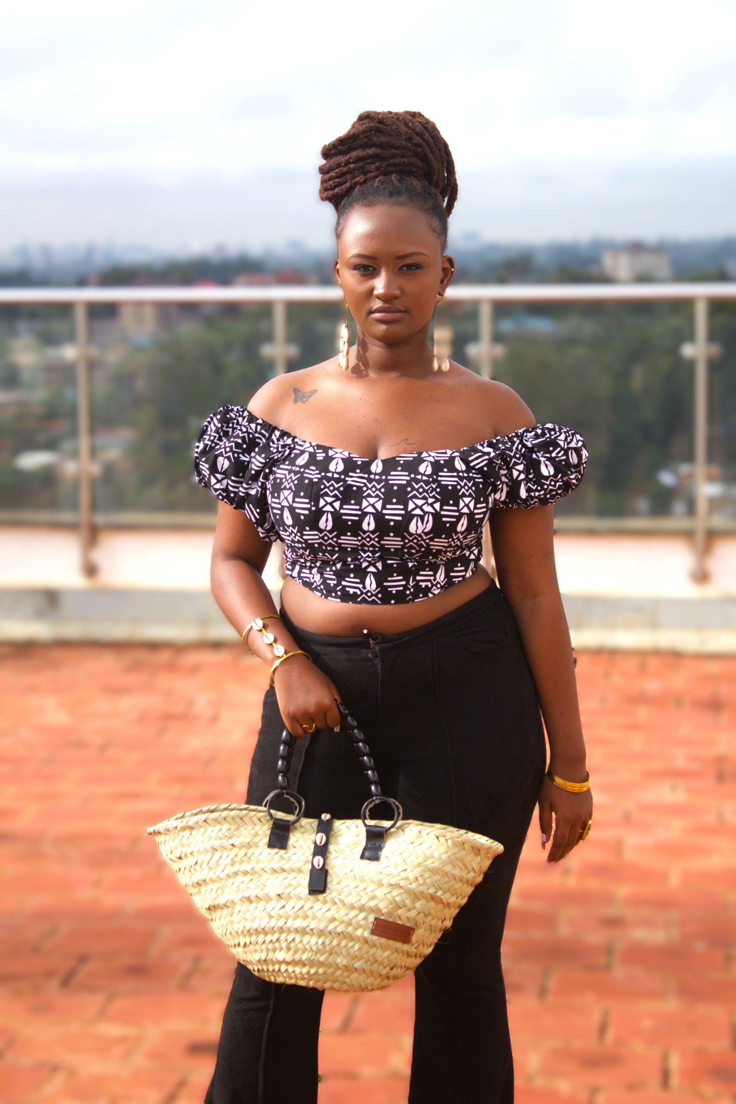 Onyx Oasis Basket Bag